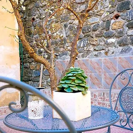 Novecento Oda ve Kahvaltı